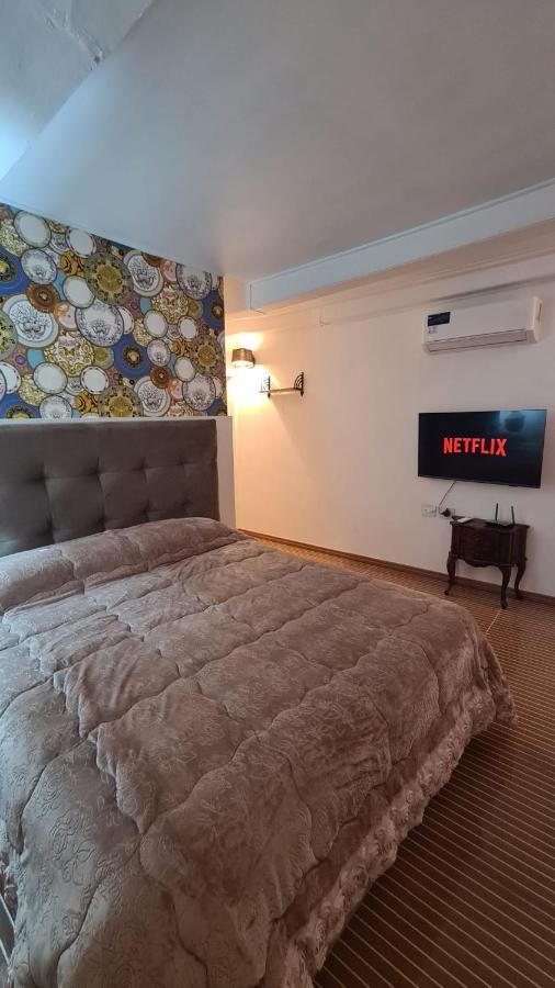 Hybris Campo De' Fiori Apartment Roma Exterior foto