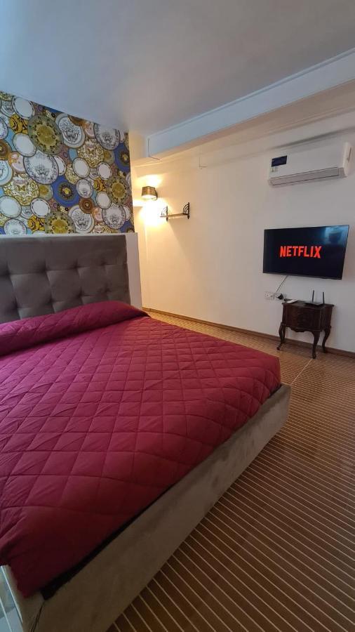 Hybris Campo De' Fiori Apartment Roma Exterior foto
